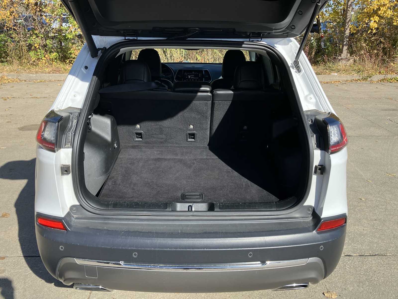 2019 Jeep Cherokee Limited 26