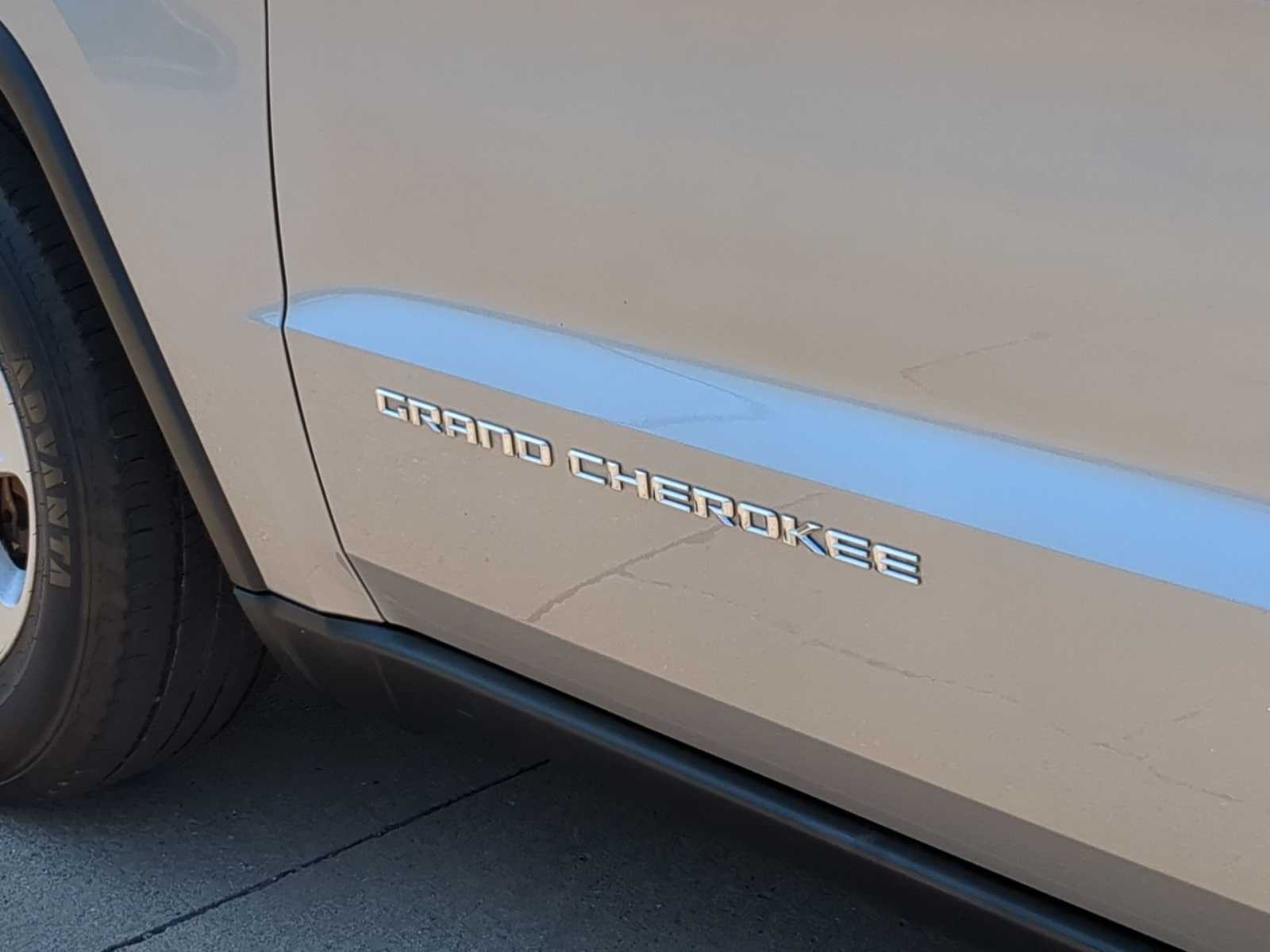2014 Jeep Grand Cherokee Laredo 13