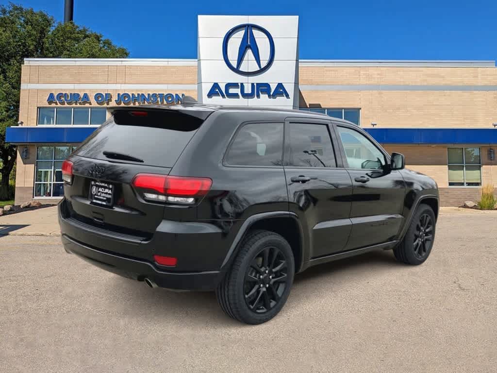 2018 Jeep Grand Cherokee Altitude 8