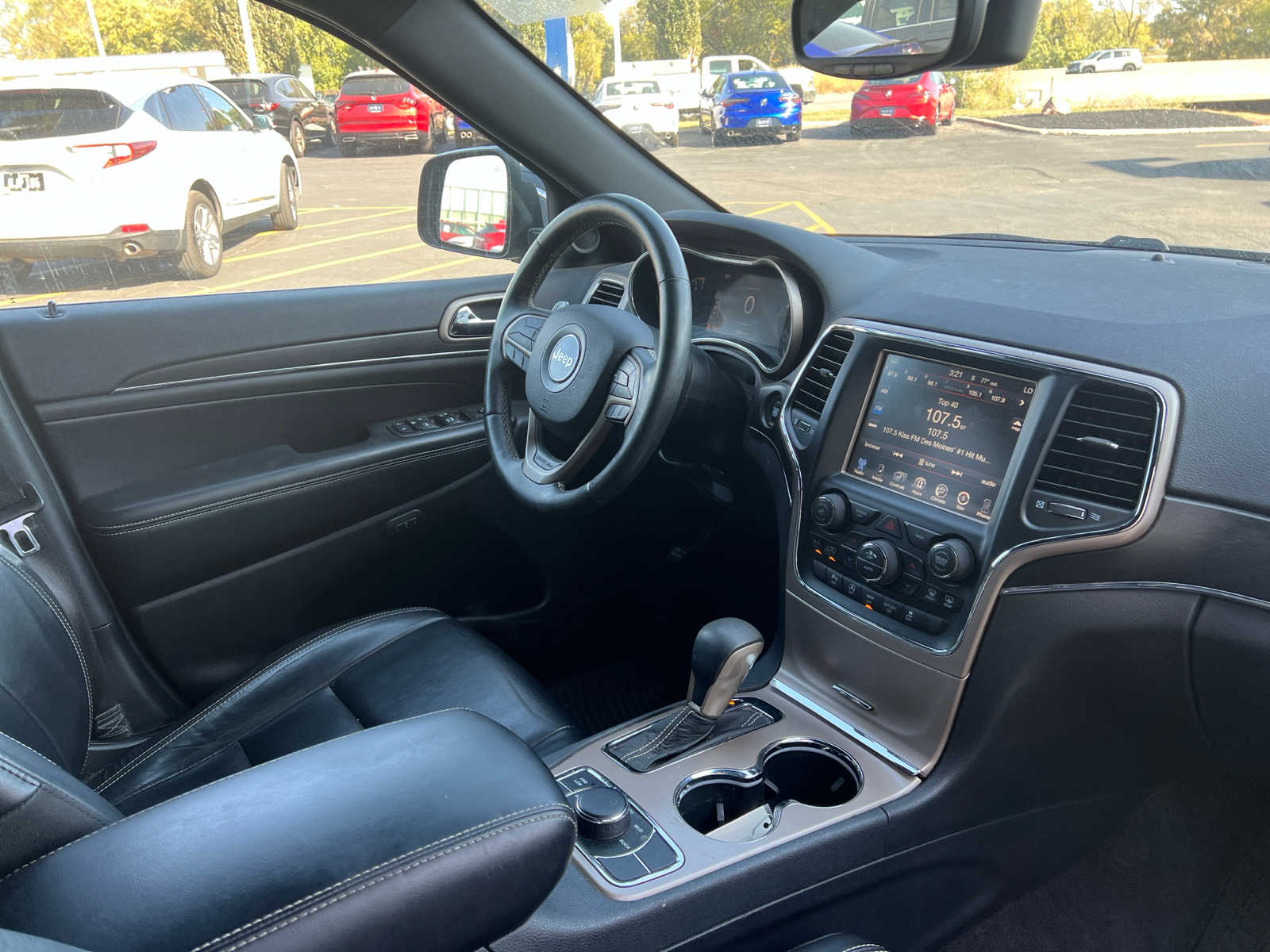 2017 Jeep Grand Cherokee Limited 11