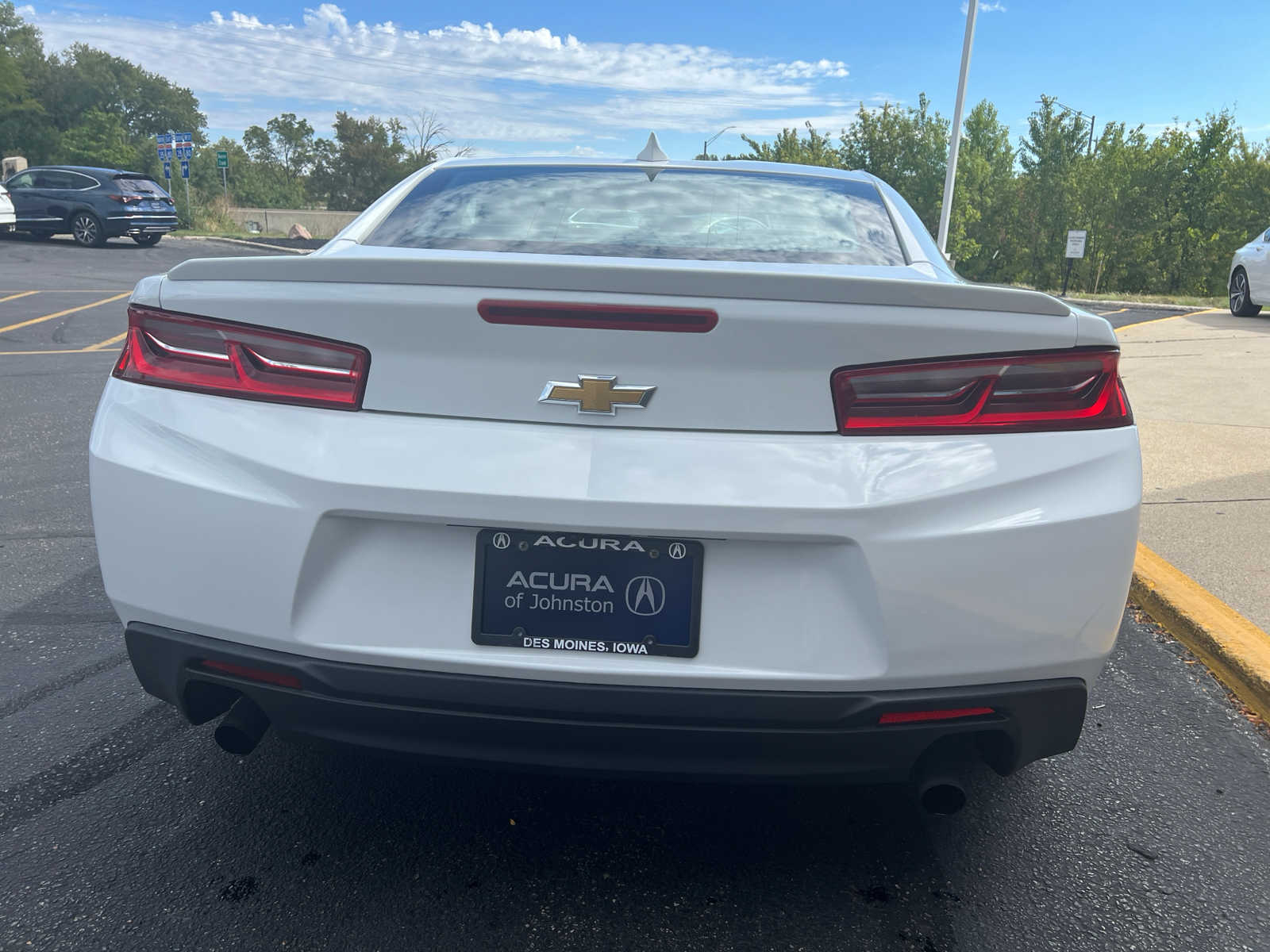 2018 Chevrolet Camaro 1LT 16