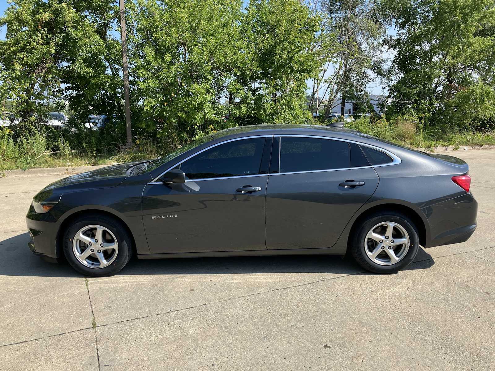 2018 Chevrolet Malibu LS 10