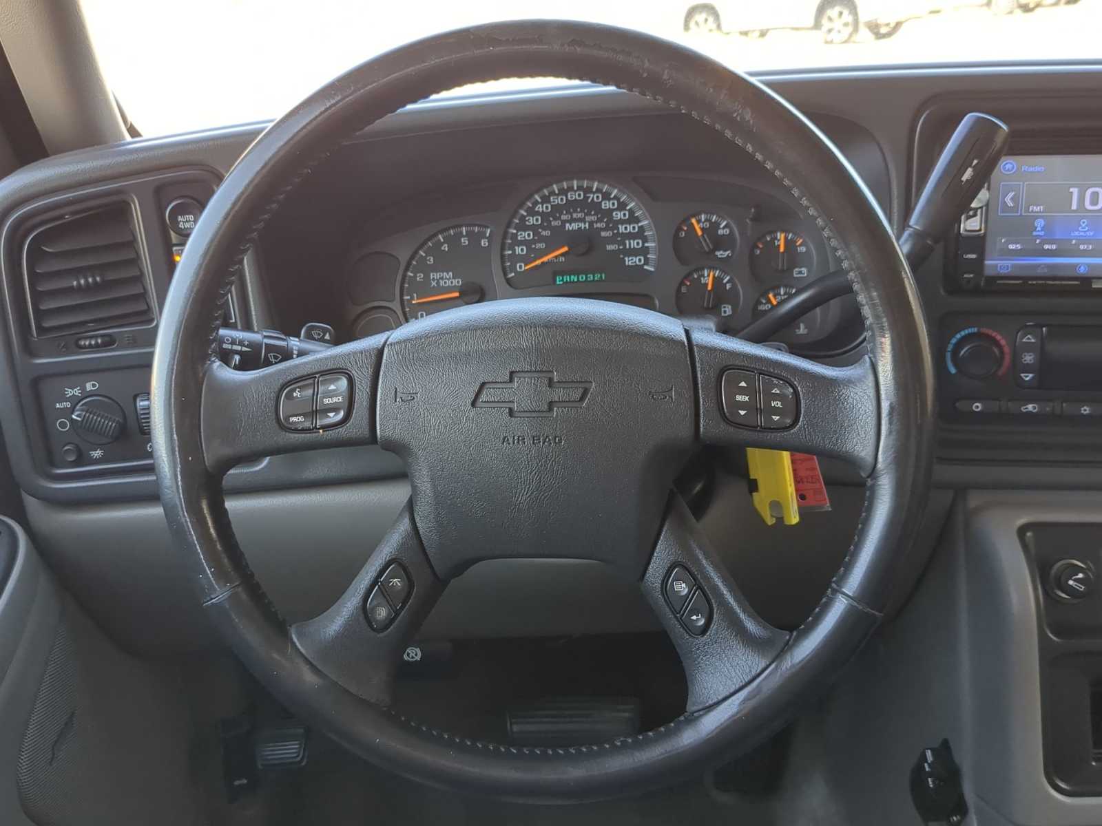 2004 Chevrolet Tahoe LT 20