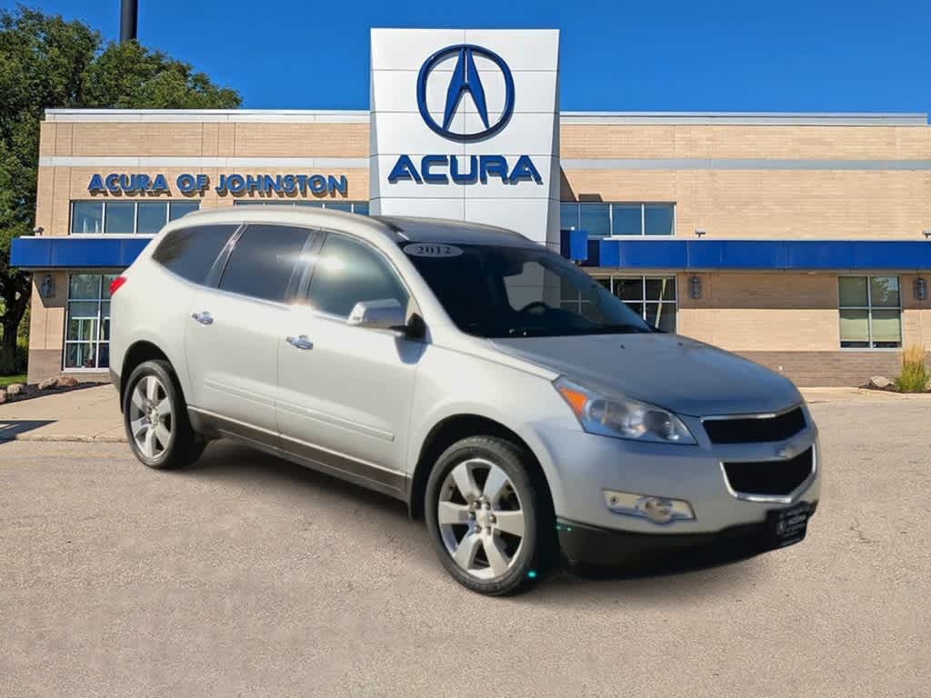 2012 Chevrolet Traverse LT w/1LT 2