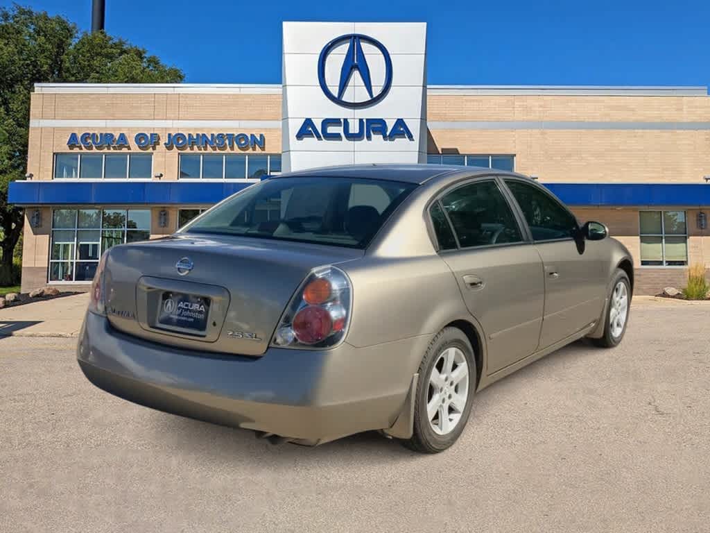 2002 Nissan Altima SL 8