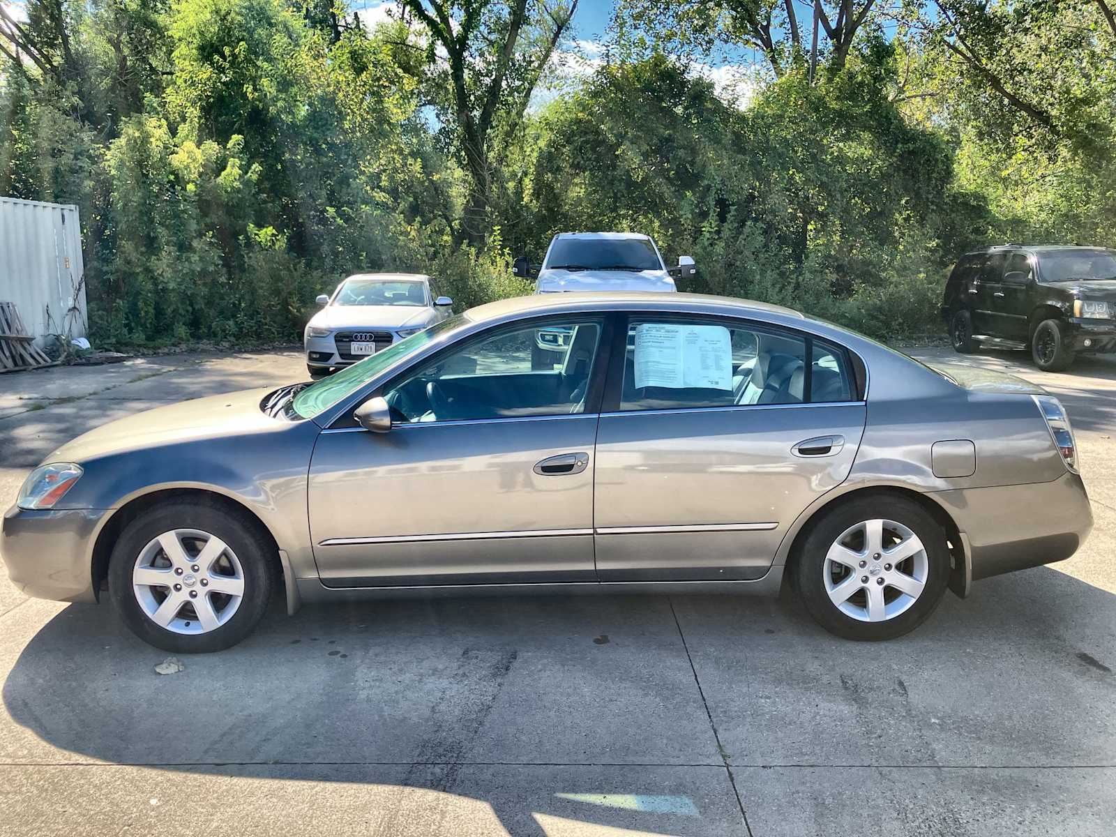 2002 Nissan Altima SL 10