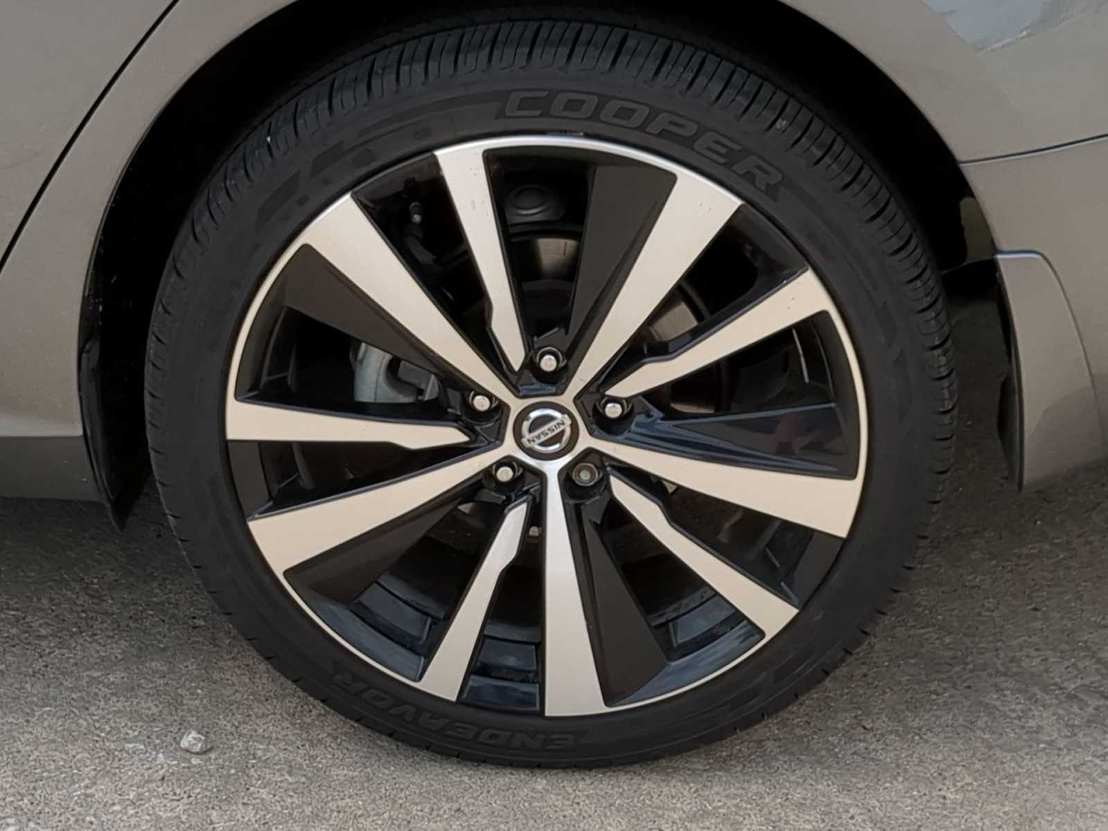 2020 Nissan Altima 2.5 Platinum 14