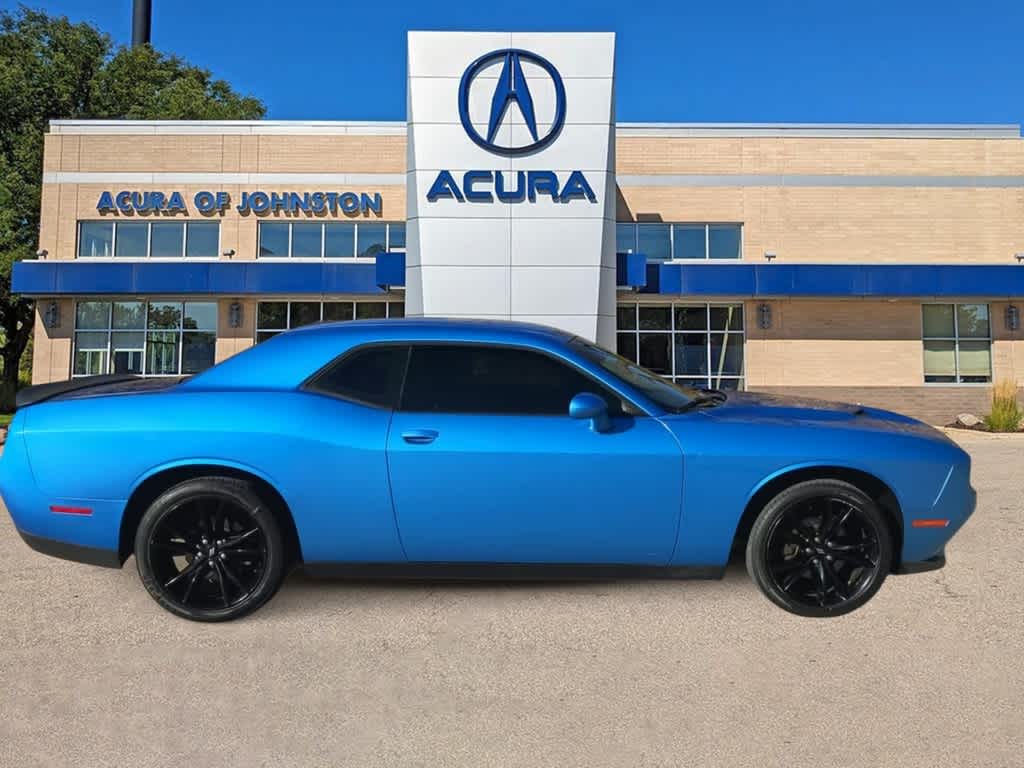 2018 Dodge Challenger SXT 9