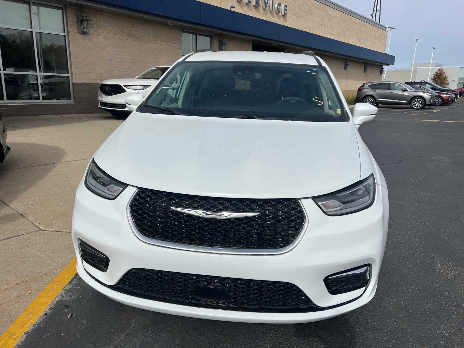 2022 Chrysler Pacifica Touring L 5