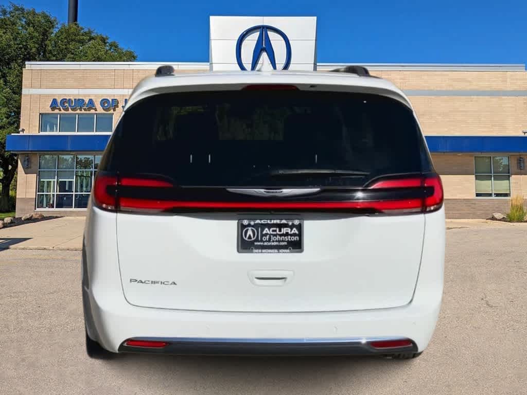 2022 Chrysler Pacifica Touring L 7