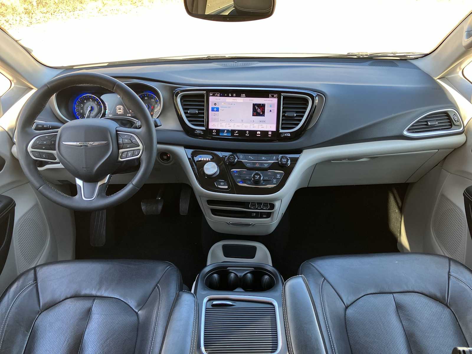 2022 Chrysler Pacifica Touring L 14