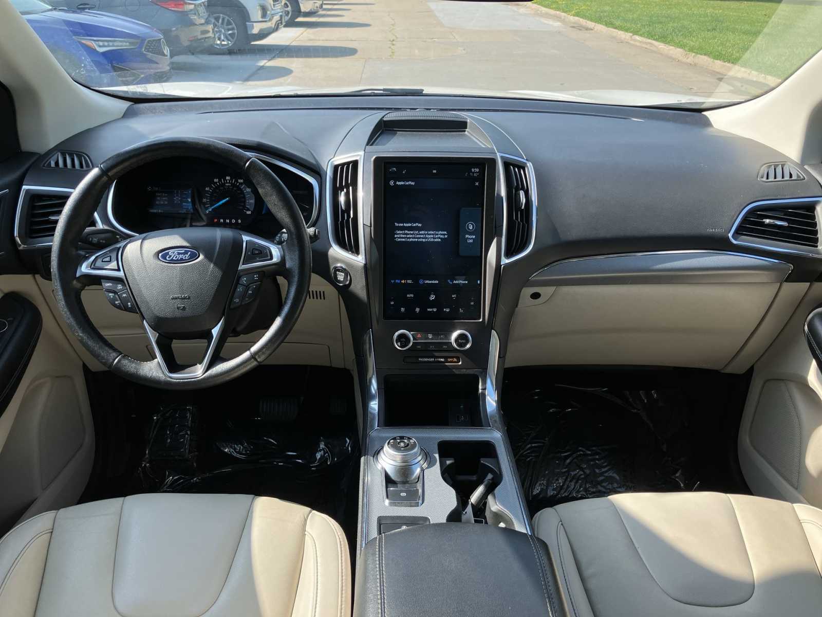 2021 Ford Edge Titanium 14