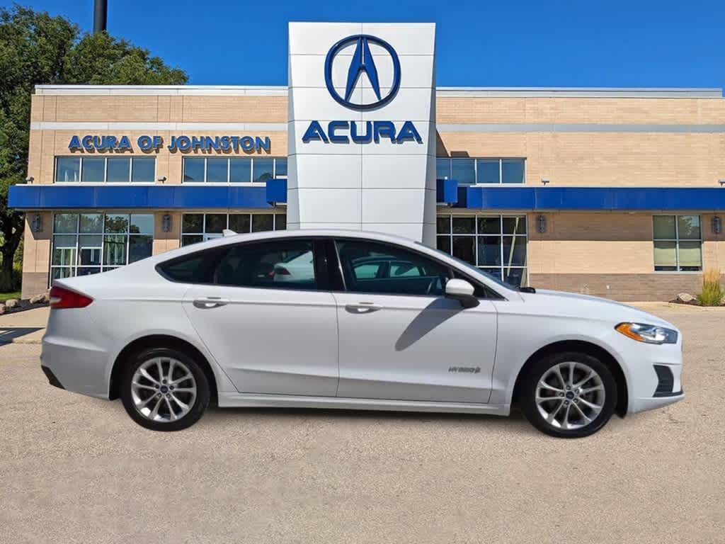 2019 Ford Fusion Hybrid SE 9