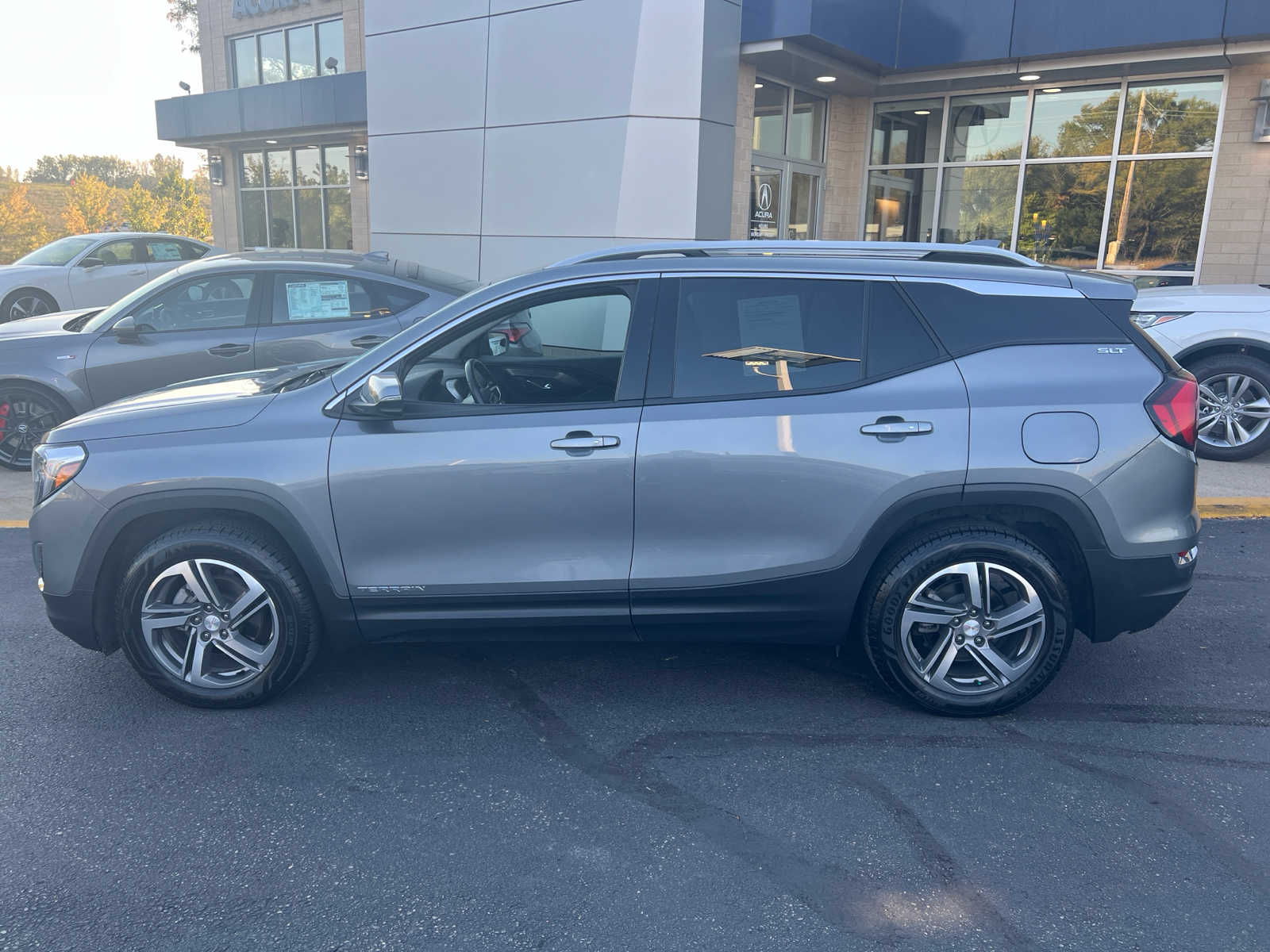 2020 GMC Terrain SLT 2