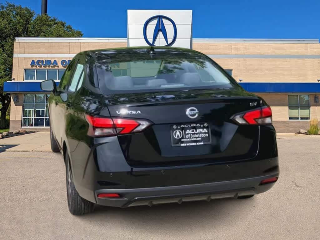 2021 Nissan Versa SV 7