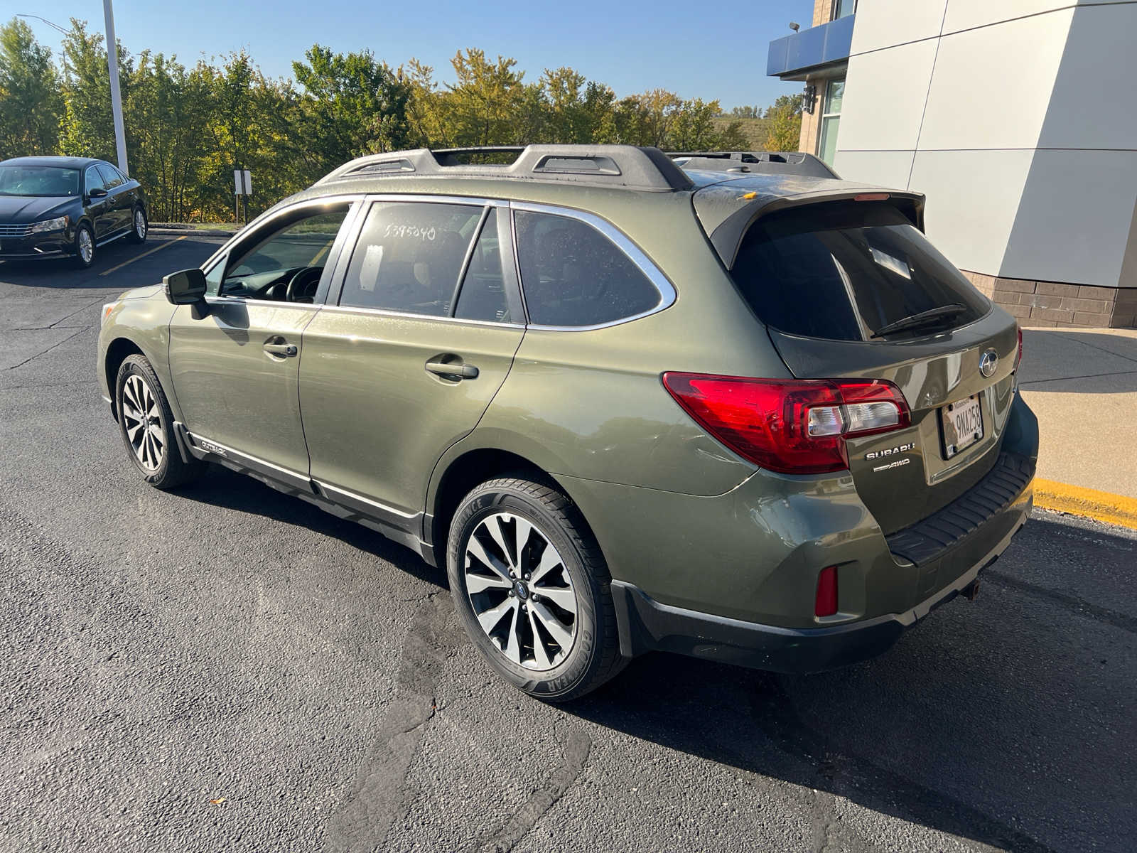 2015 Subaru Outback 2.5i Limited 10