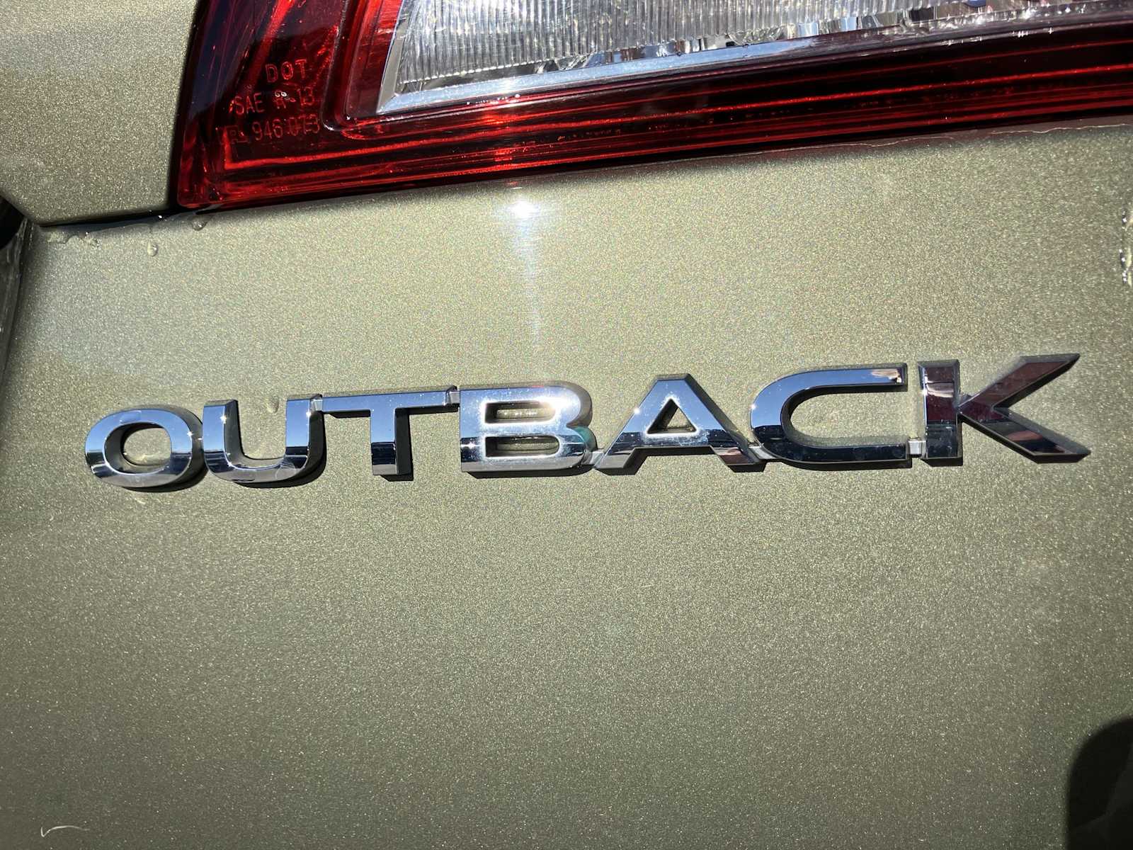 2015 Subaru Outback 2.5i Limited 11