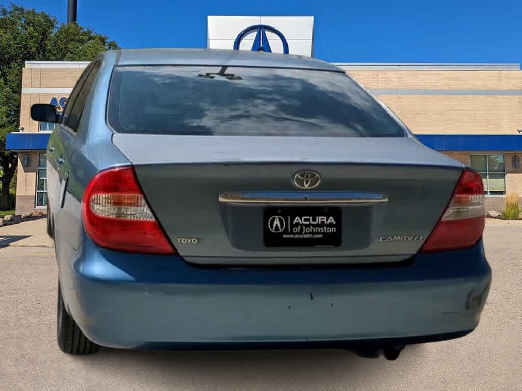 2004 Toyota Camry LE 7