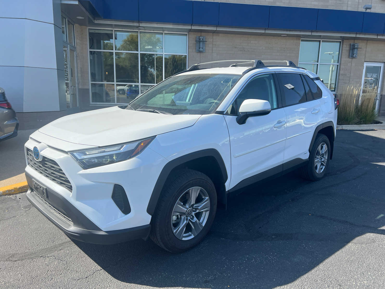 2024 Toyota RAV4 Hybrid XLE 4