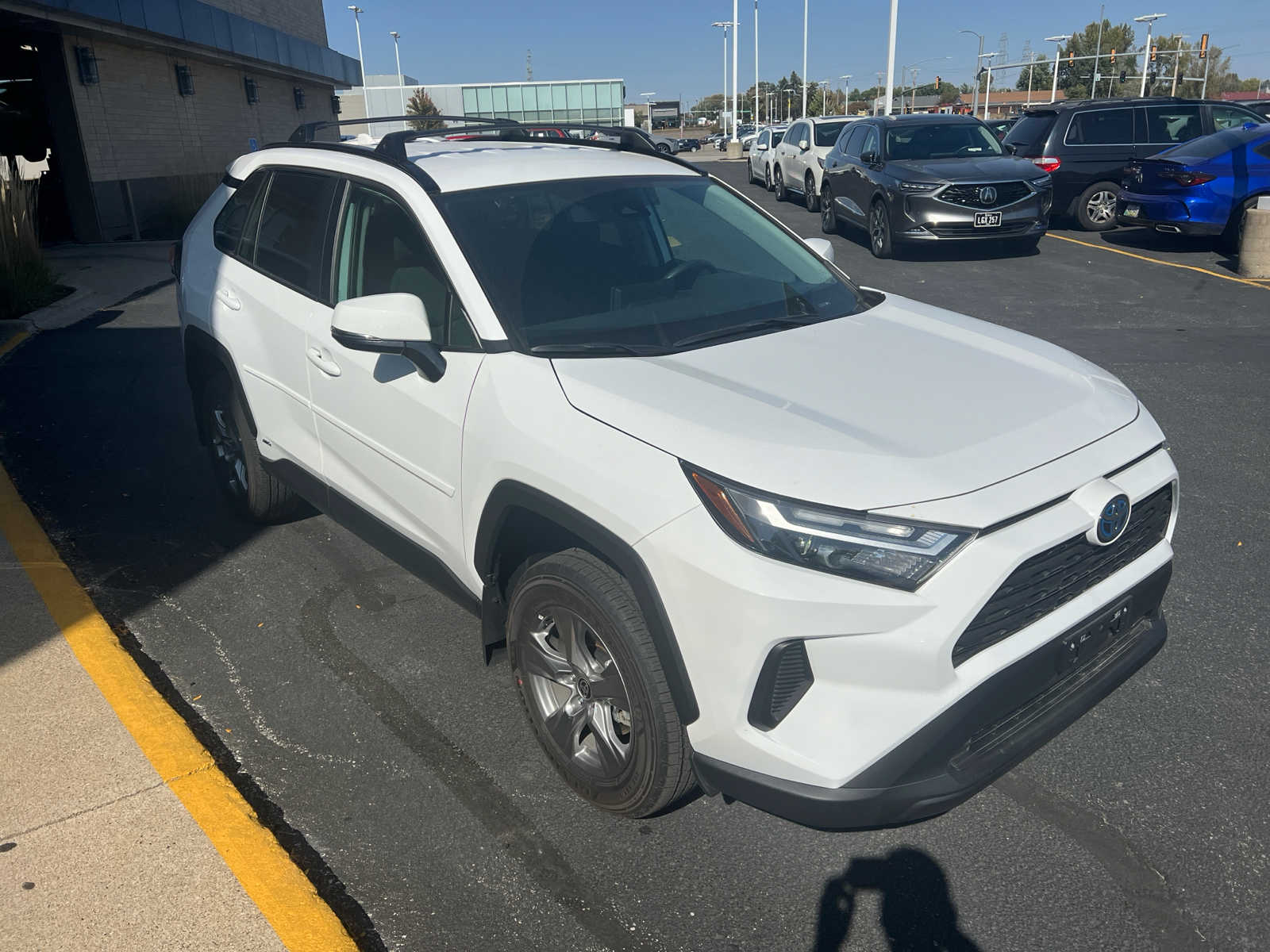 2024 Toyota RAV4 Hybrid XLE 6