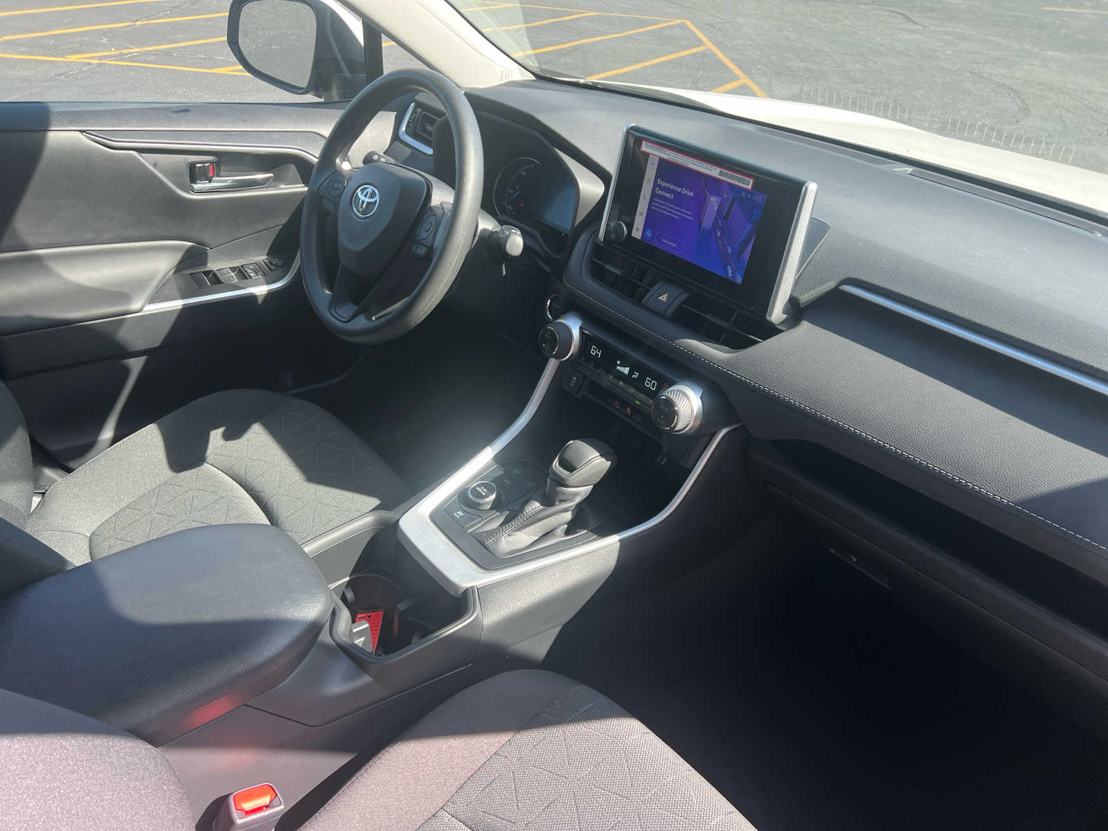 2024 Toyota RAV4 Hybrid XLE 12