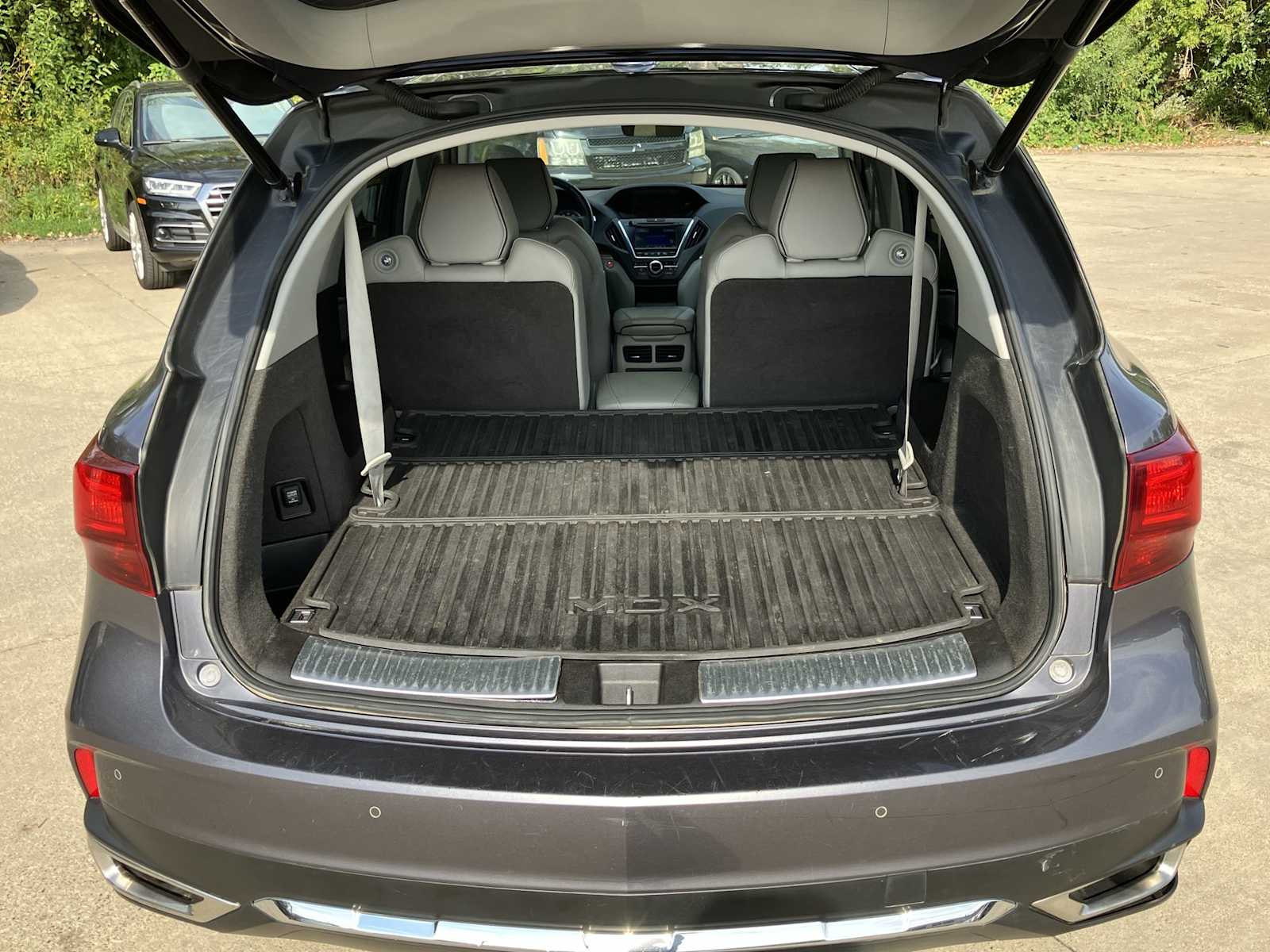 2017 Acura MDX w/Advance Pkg 28