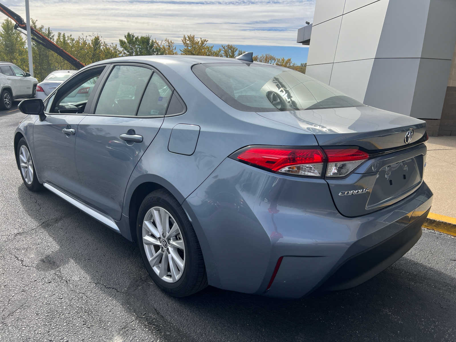 2023 Toyota Corolla LE 19