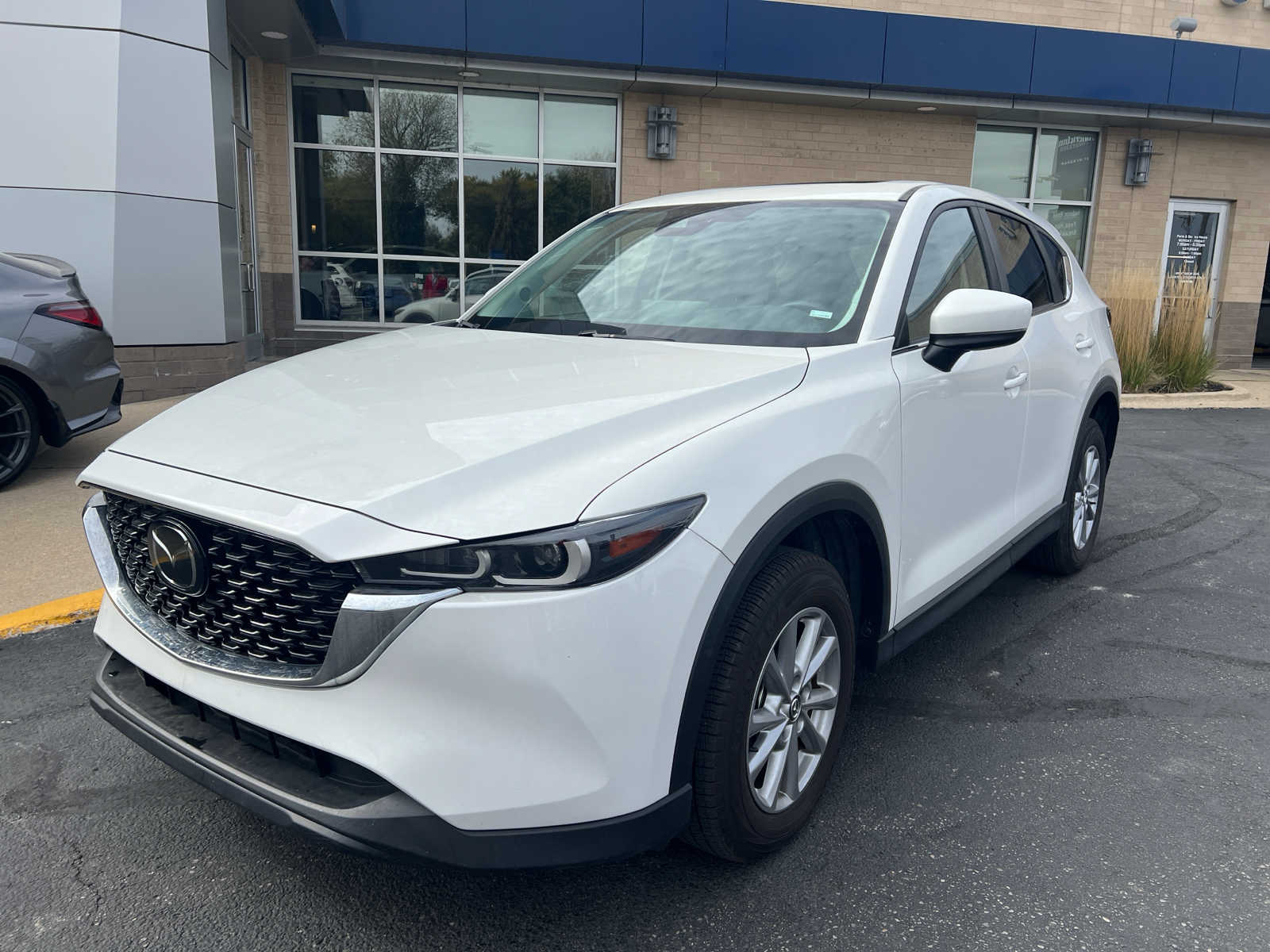 2023 Mazda CX-5 2.5 S Preferred Package 4