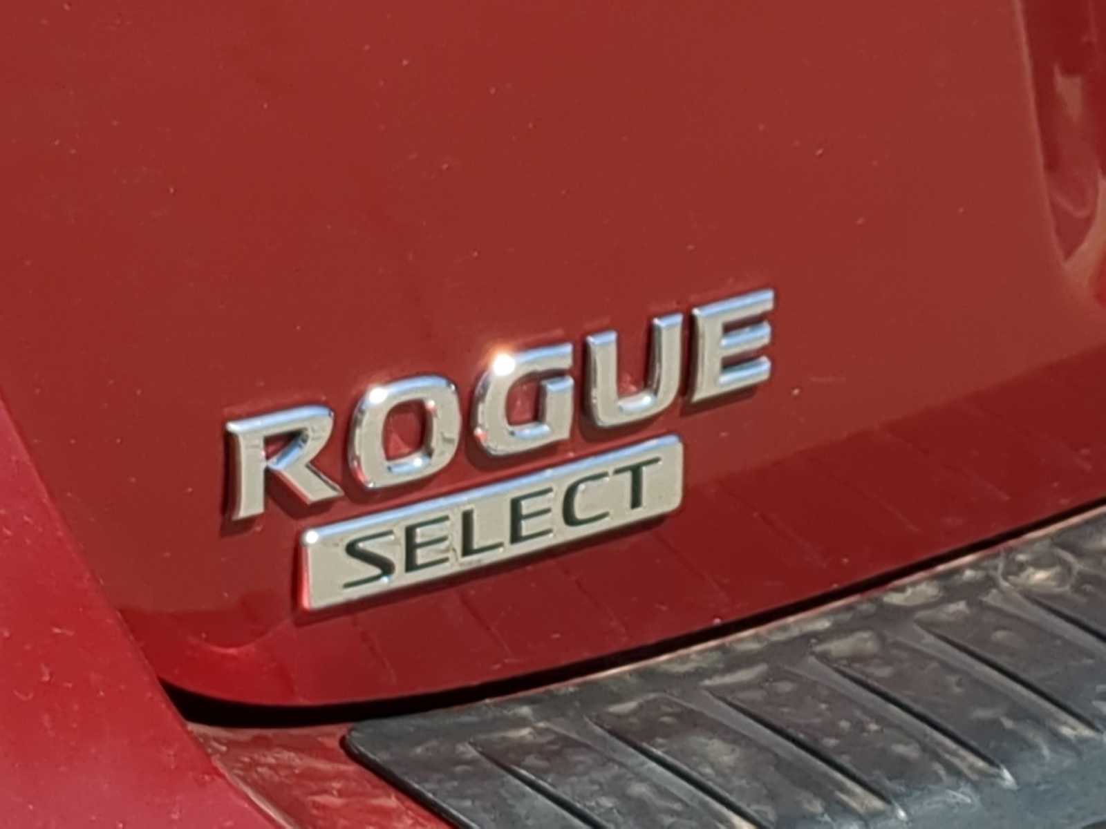 2015 Nissan Rogue Select S 13