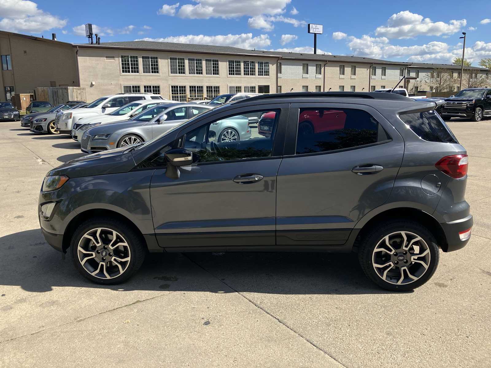 2020 Ford EcoSport SES 10