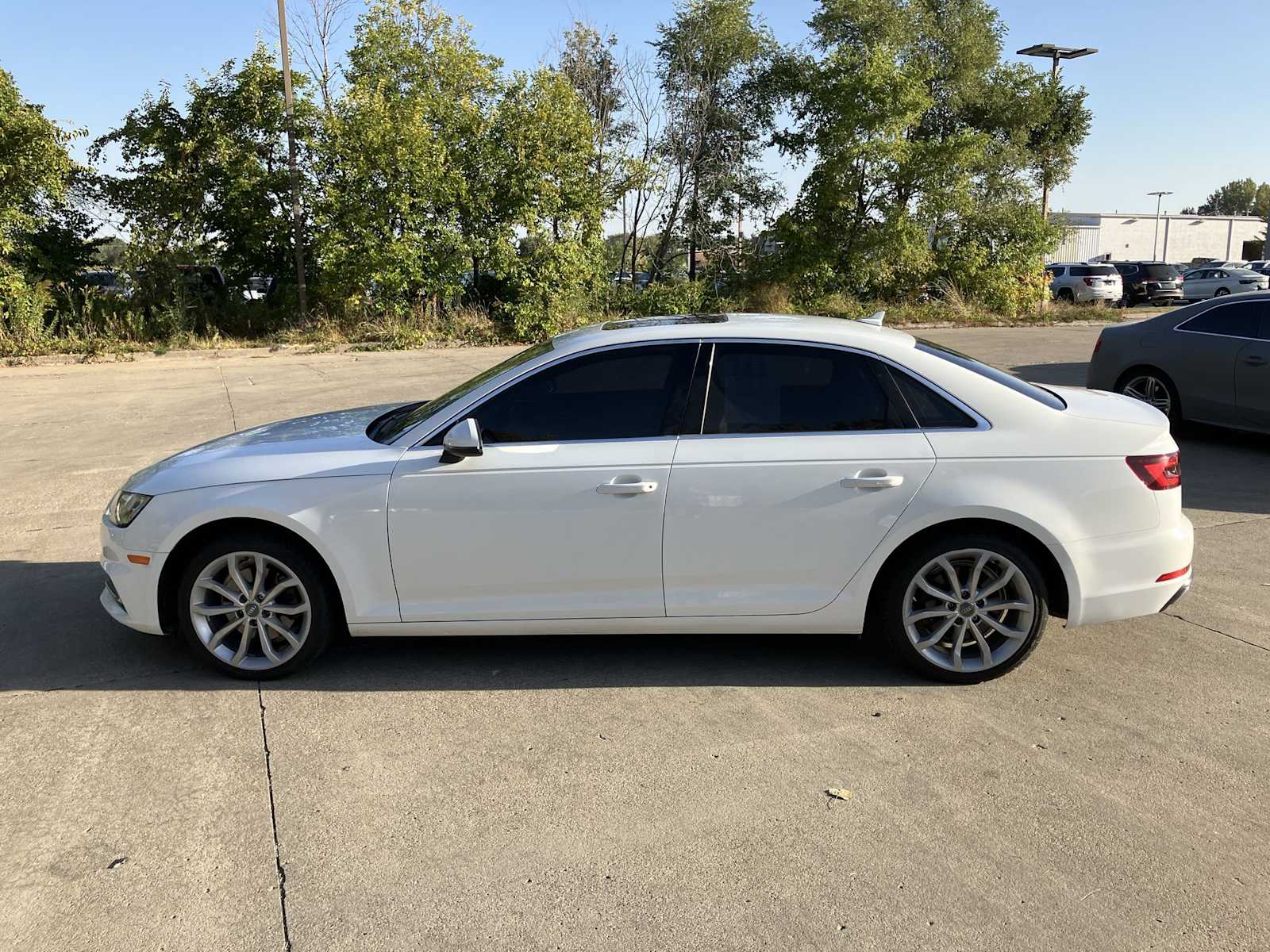 2019 Audi A4 Premium 10