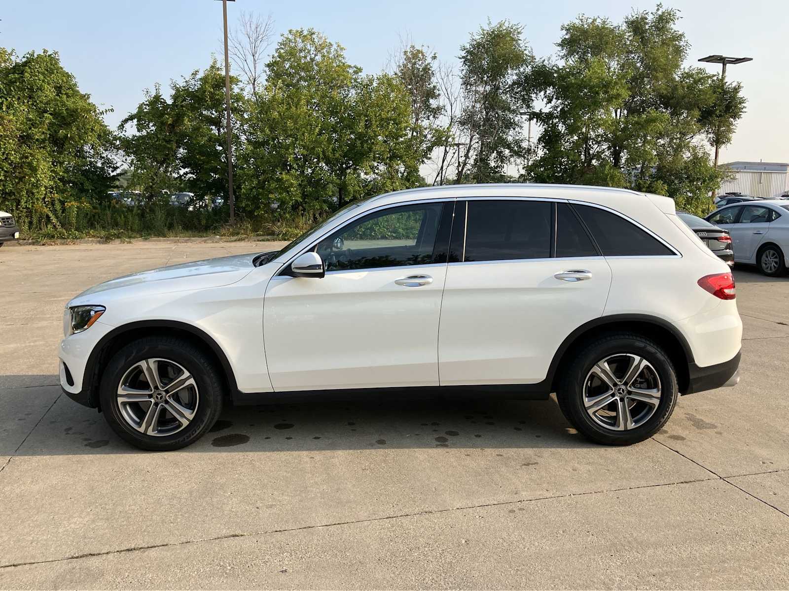 2019 Mercedes-Benz GLC GLC 300 10