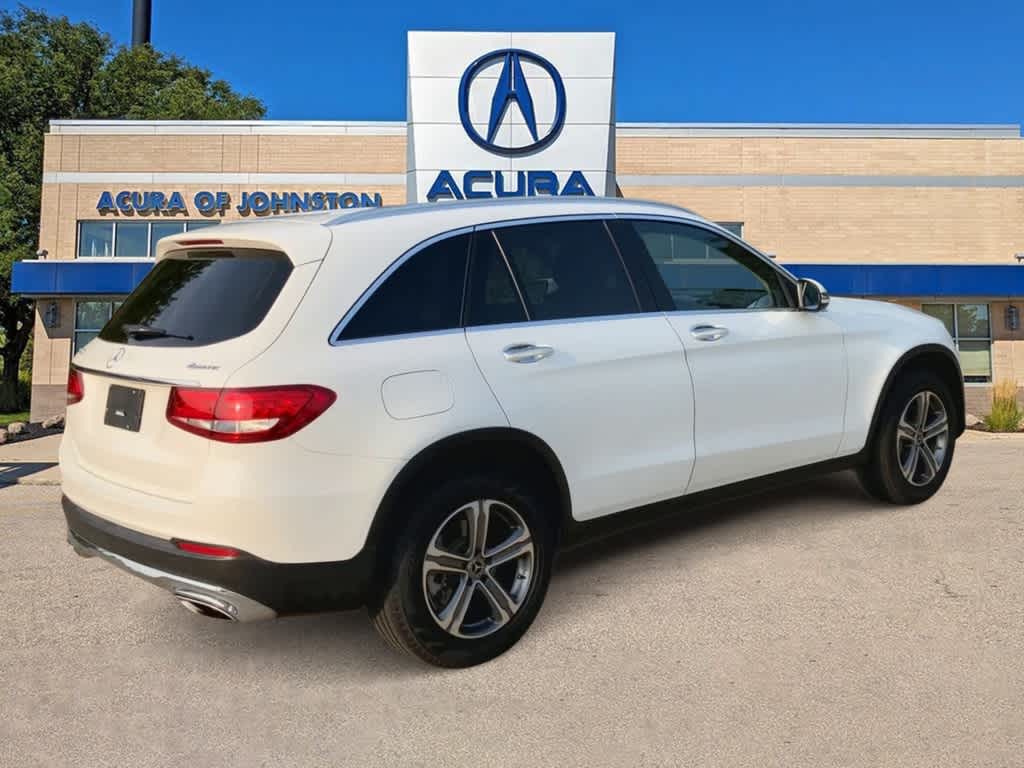 2019 Mercedes-Benz GLC GLC 300 8