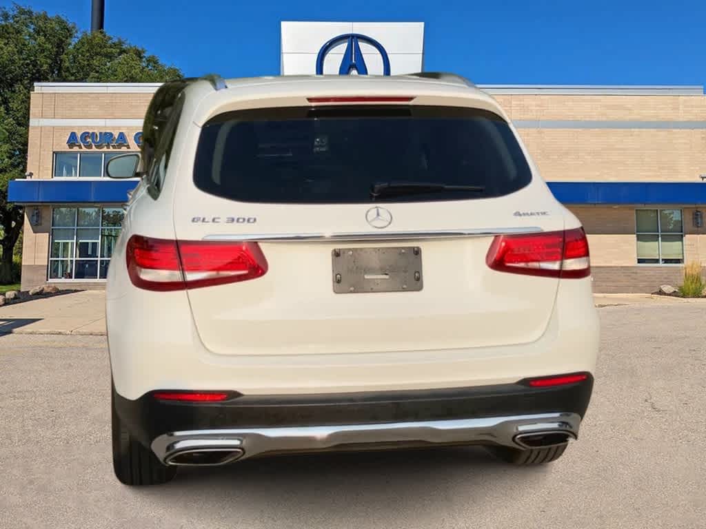 2019 Mercedes-Benz GLC GLC 300 7