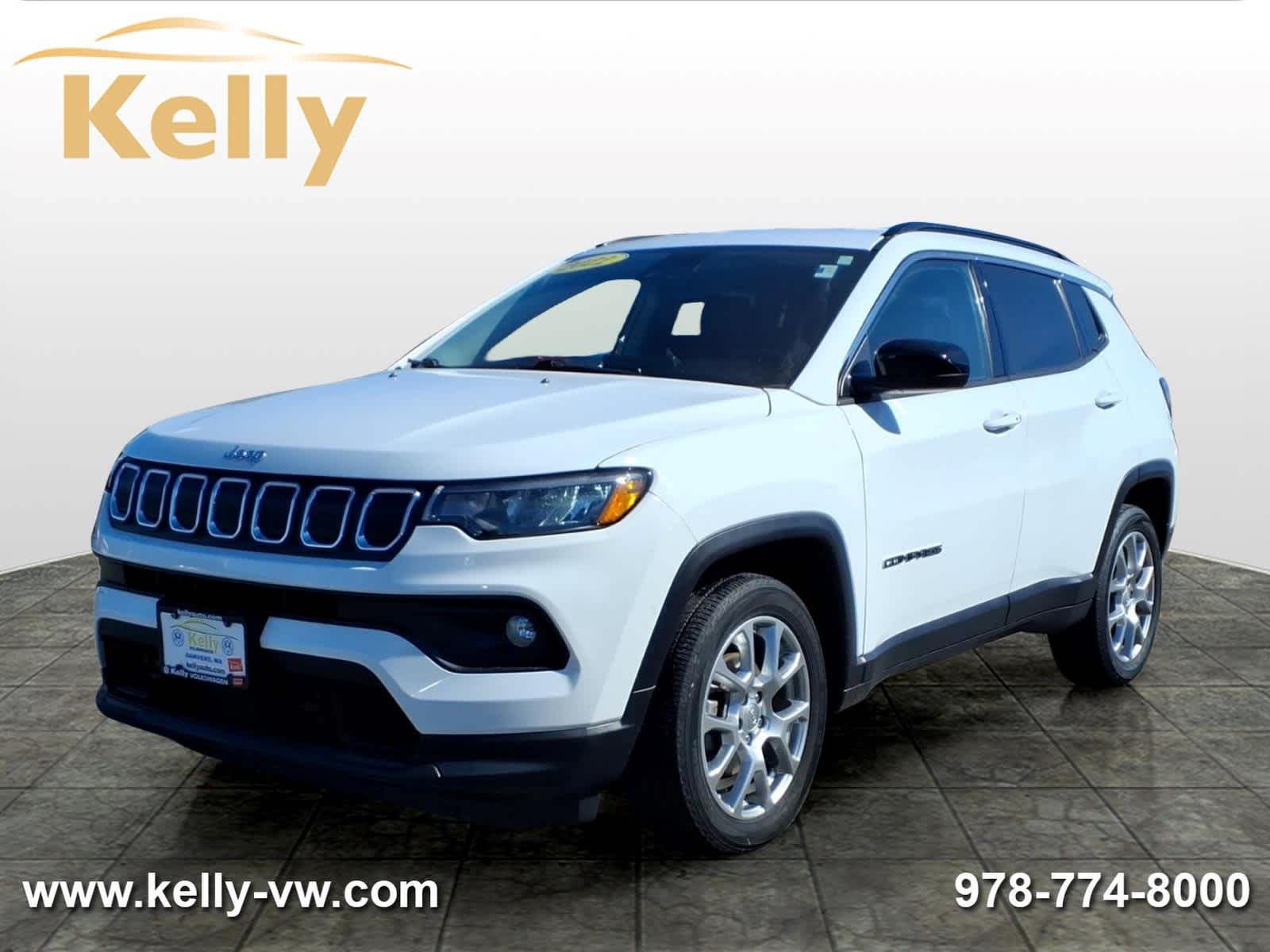 Bright White Clearcoat 2022 Jeep Compass Latitude Lux 4WD SUV / Crossover Four-Wheel Drive 9-Speed Automatic