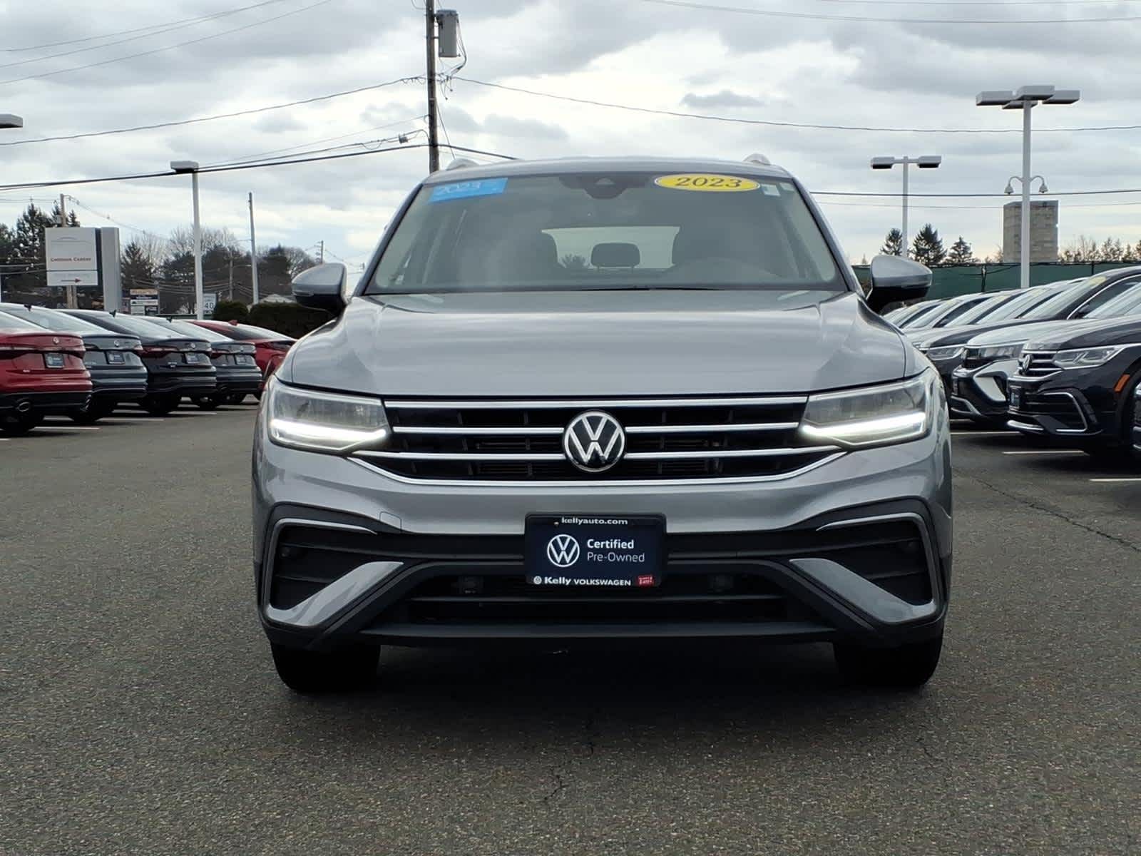 View vehicle photo 2