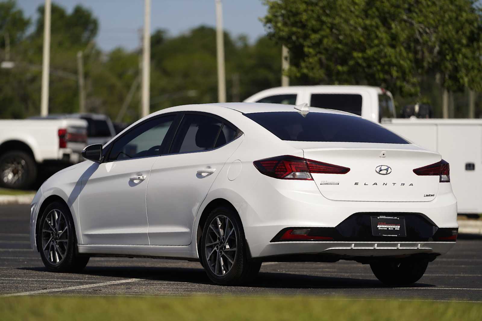 View vehicle photo 3