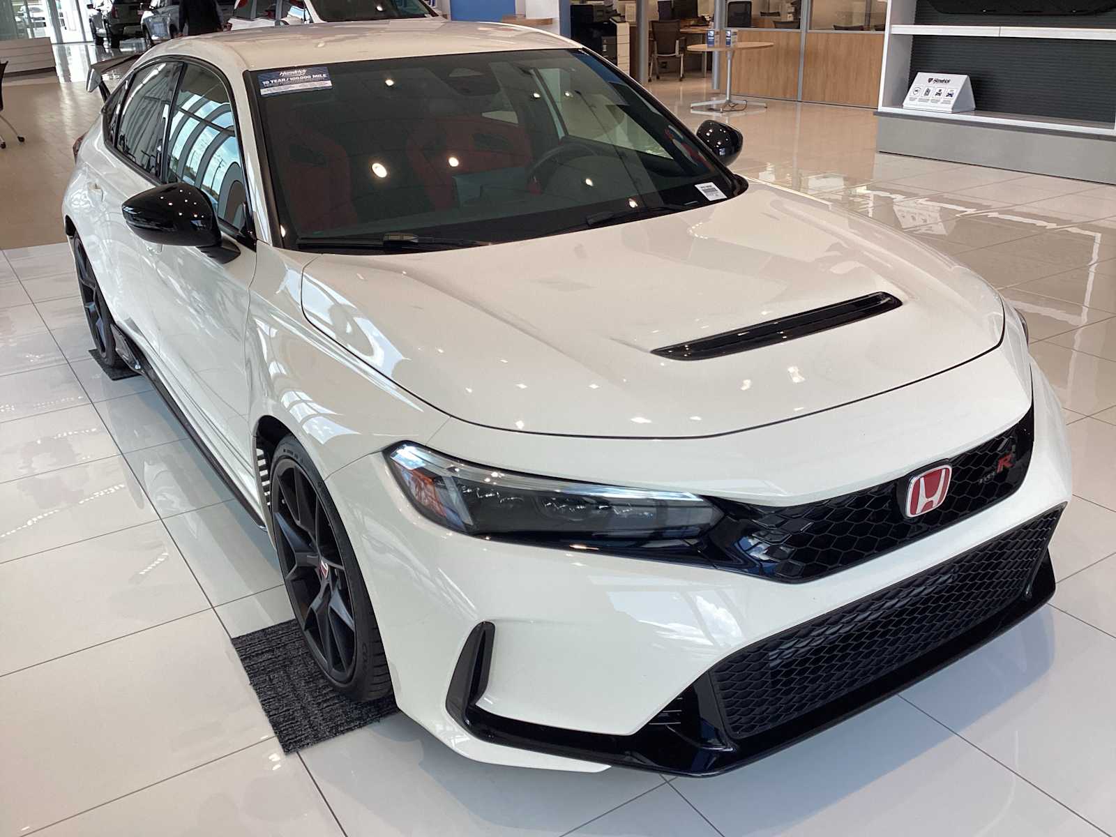 Championship White 2025 Honda Civic Type R Hatchback Front-Wheel Drive Manual