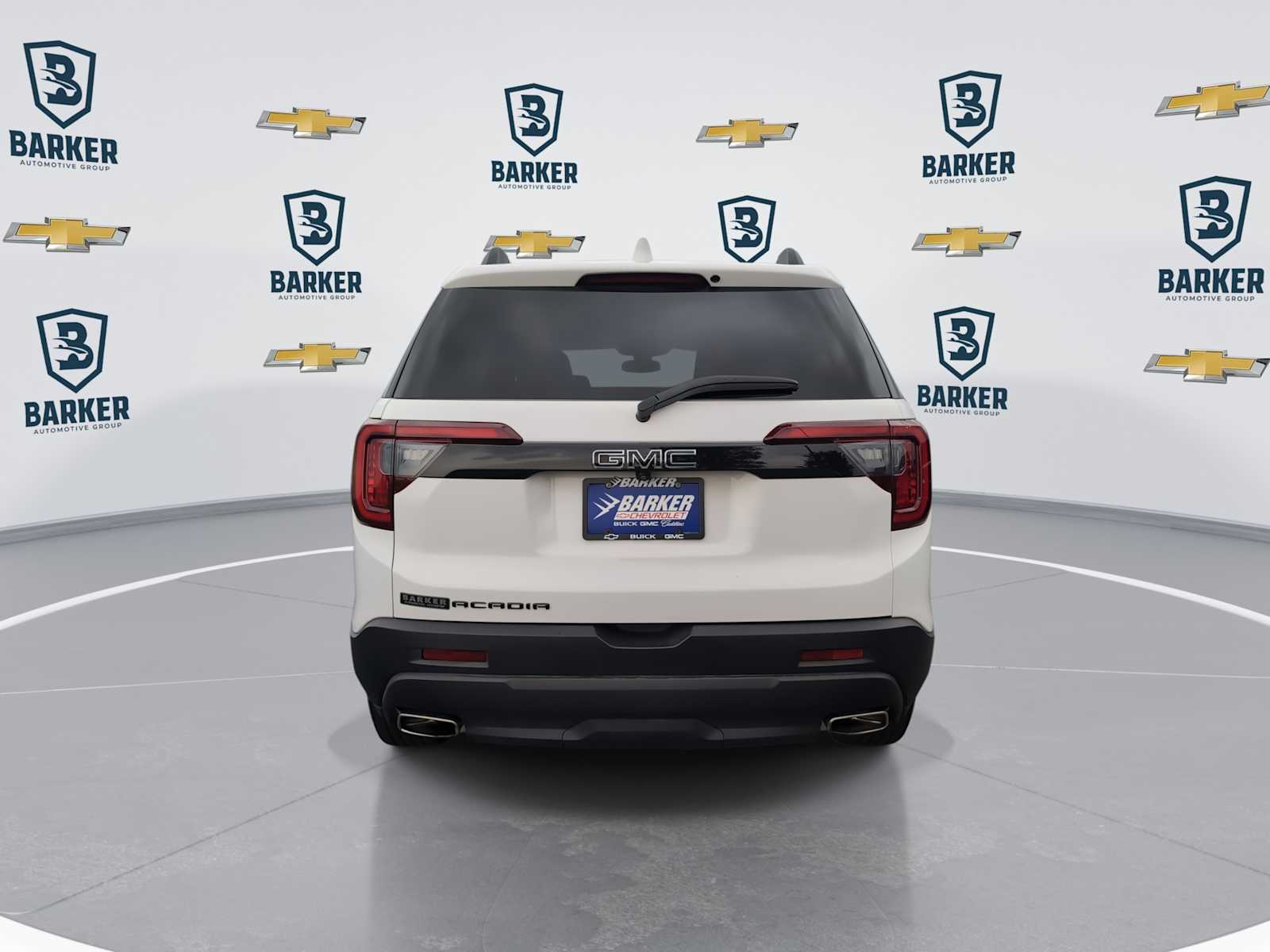View vehicle photo 7