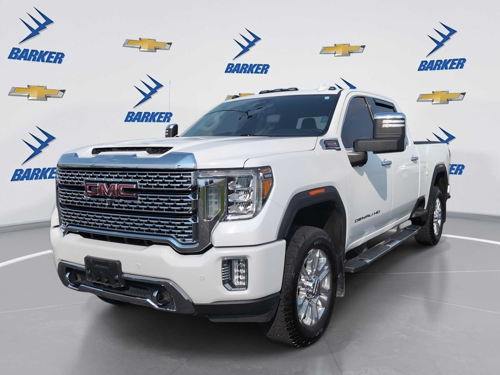 Summit White 2020 GMC Sierra 2500HD Denali Crew Cab 4WD Pickup Truck Four-Wheel Drive 6-Speed Automatic