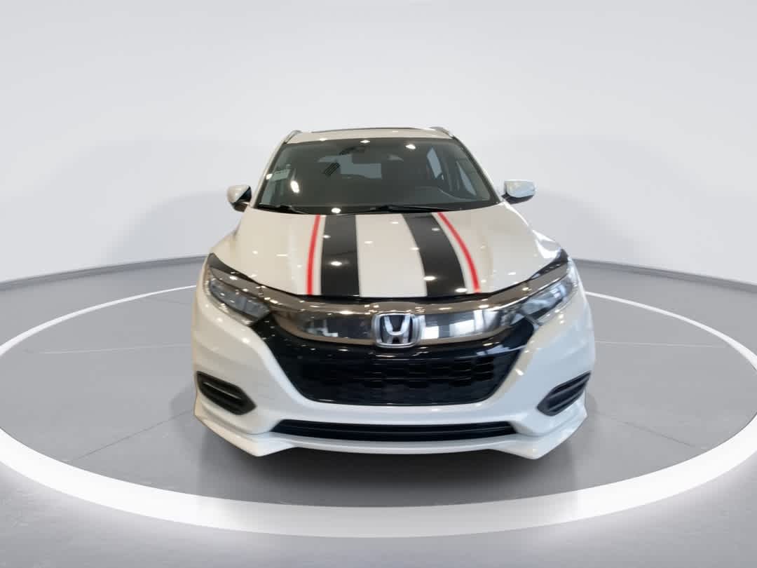 View vehicle photo 3