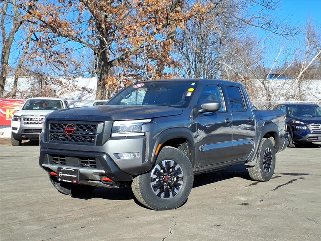 2024 Nissan Frontier PRO-4X Crew Cab 4WD