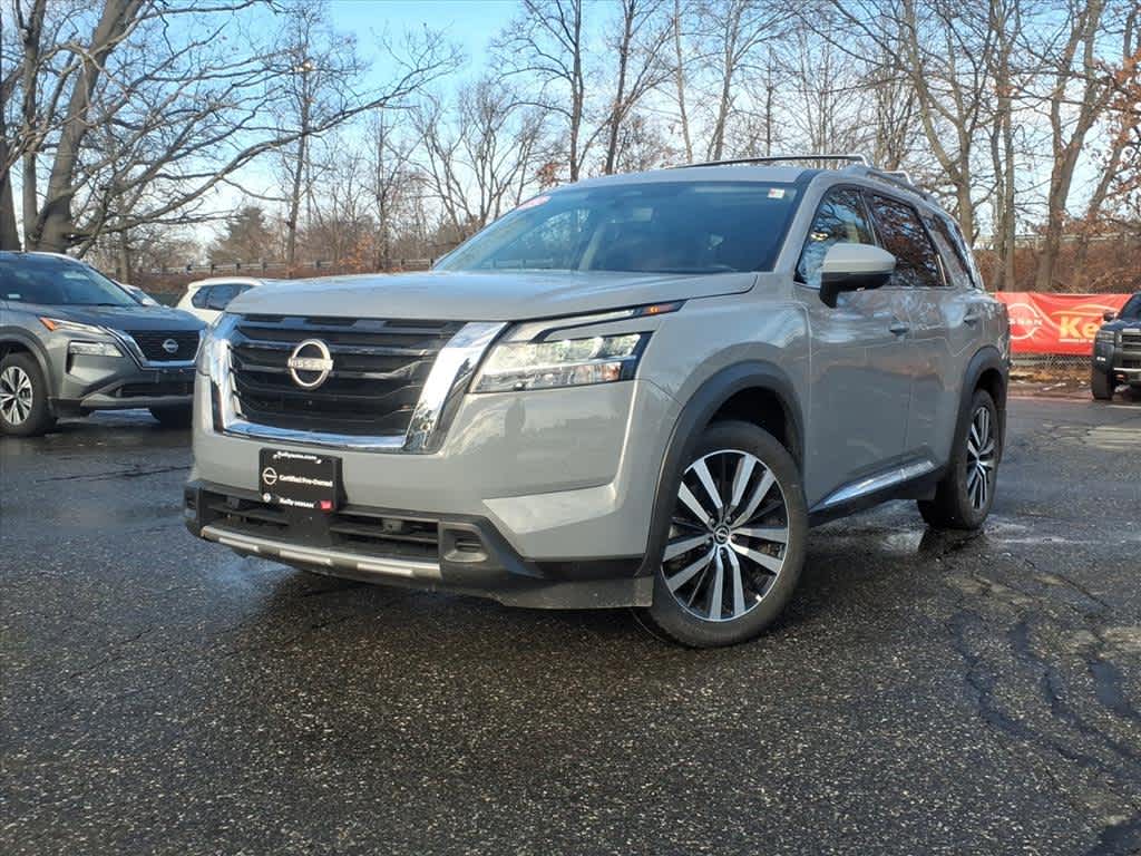 2023 Nissan Pathfinder Platinum 4WD