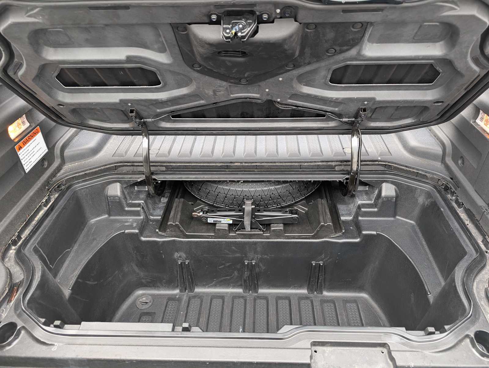 View vehicle photo 7