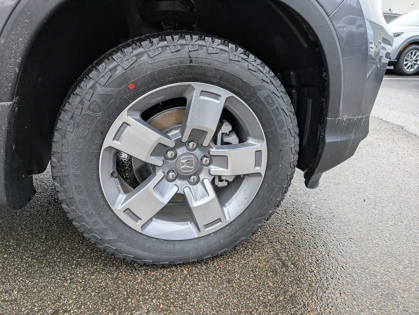 View vehicle photo 4