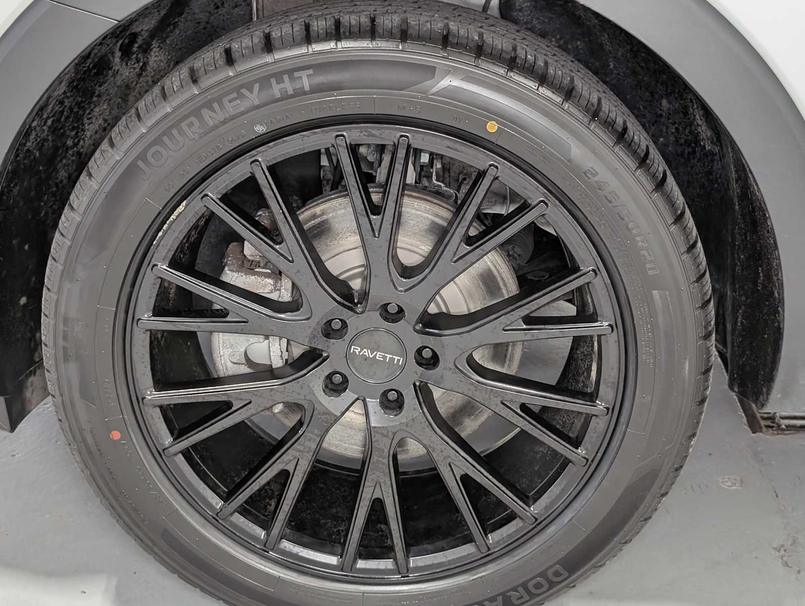 View vehicle photo 3