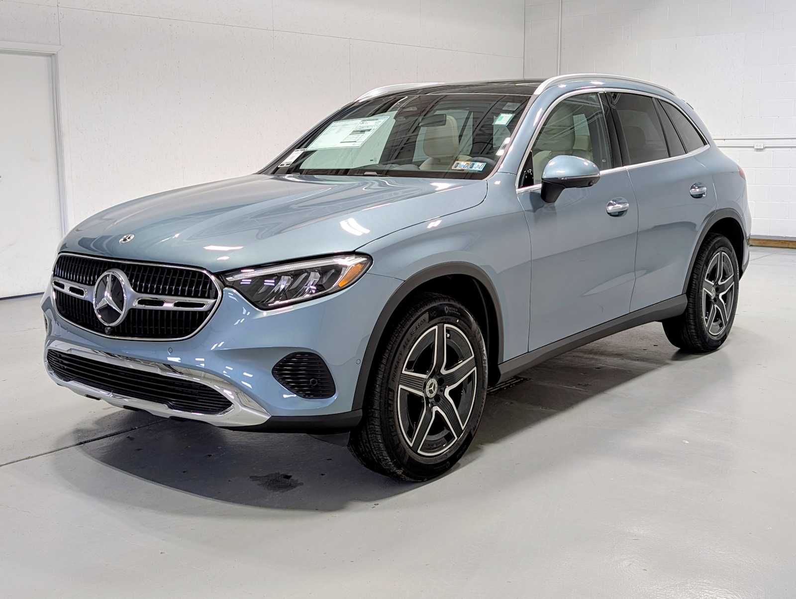 2026 Mercedes-Benz GLC 300 4MATIC