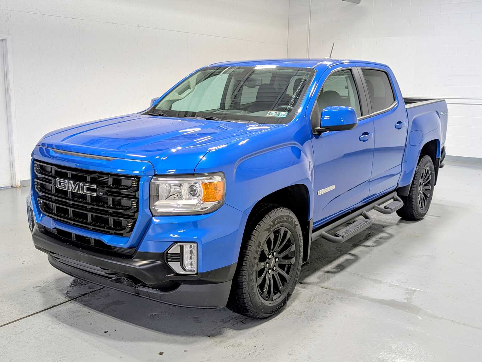 Dynamic Blue Metallic 2022 GMC Canyon Elevation Crew Cab 4WD Pickup Truck Four-Wheel Drive 8-Speed Automatic