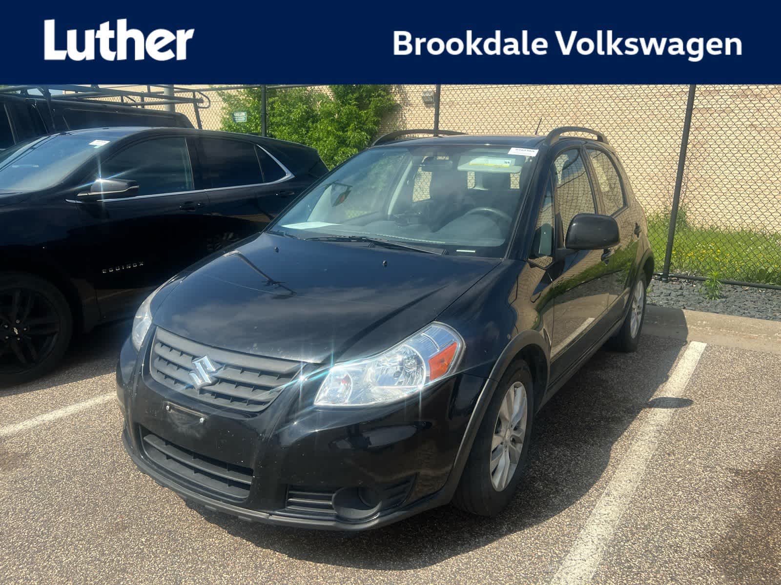 Black 2013 Suzuki SX4 Premium Crossover AWD SUV / Crossover All-Wheel Drive Automatic