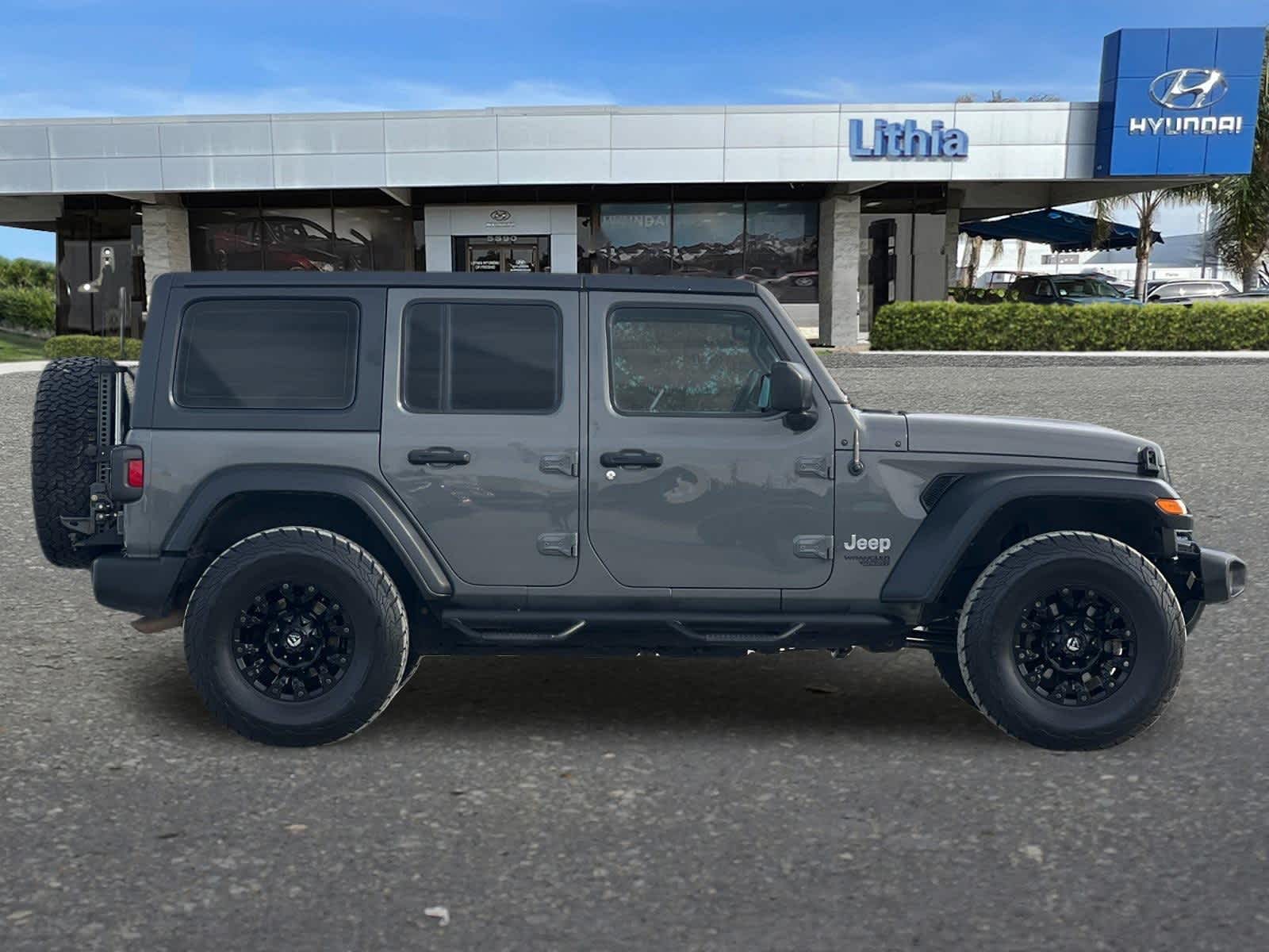 2019 Jeep Wrangler Unlimited Sport 8